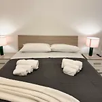 House Station Apartament *